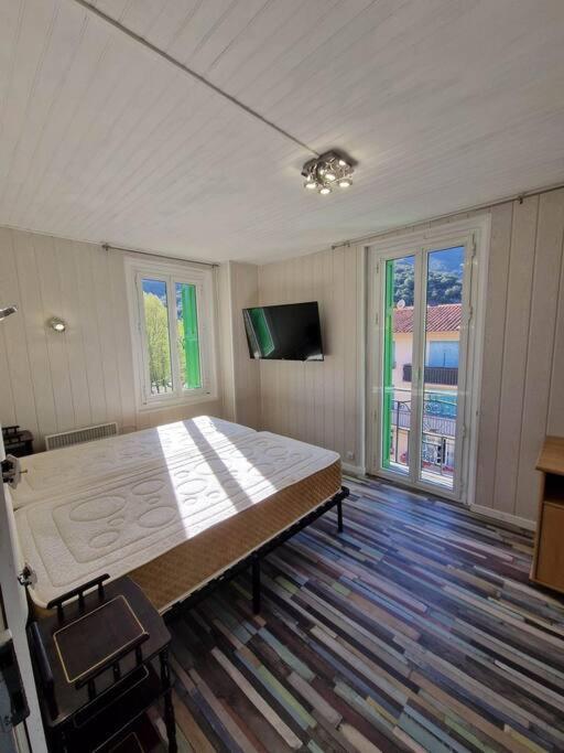 אמלי-לה-באינס-פללדה Appartement Classe 2 Etoiles, 2 Chambres, Renove, Climatise מראה חיצוני תמונה